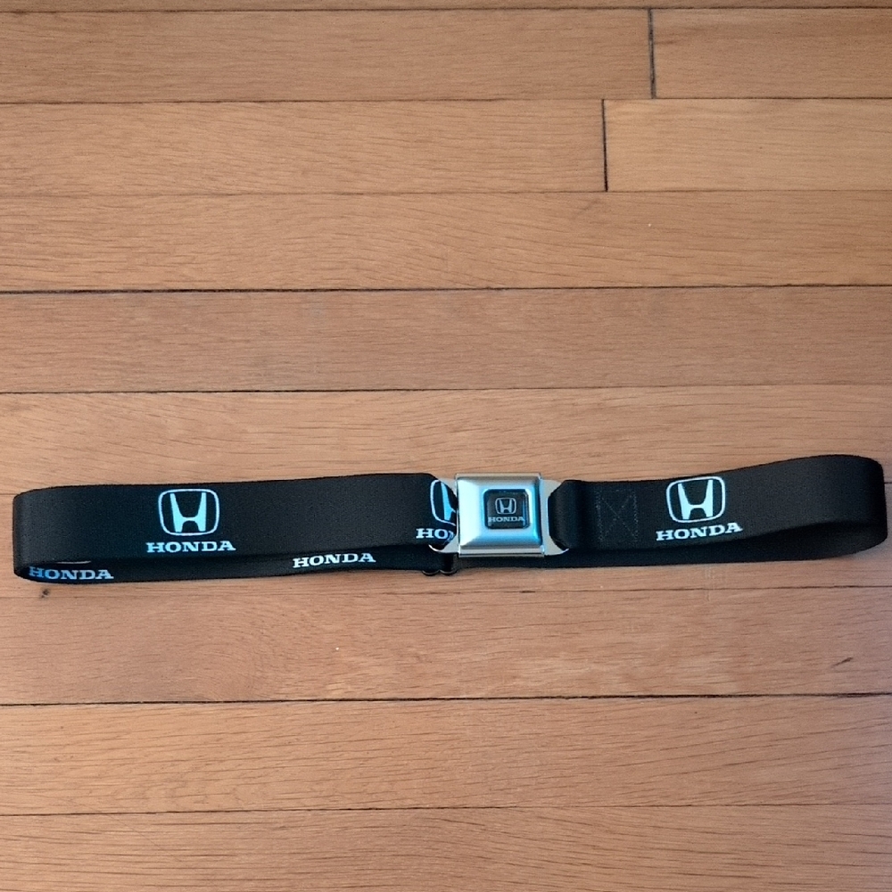 Buckle-Down Black  Honda Logo Seatbelt Belt